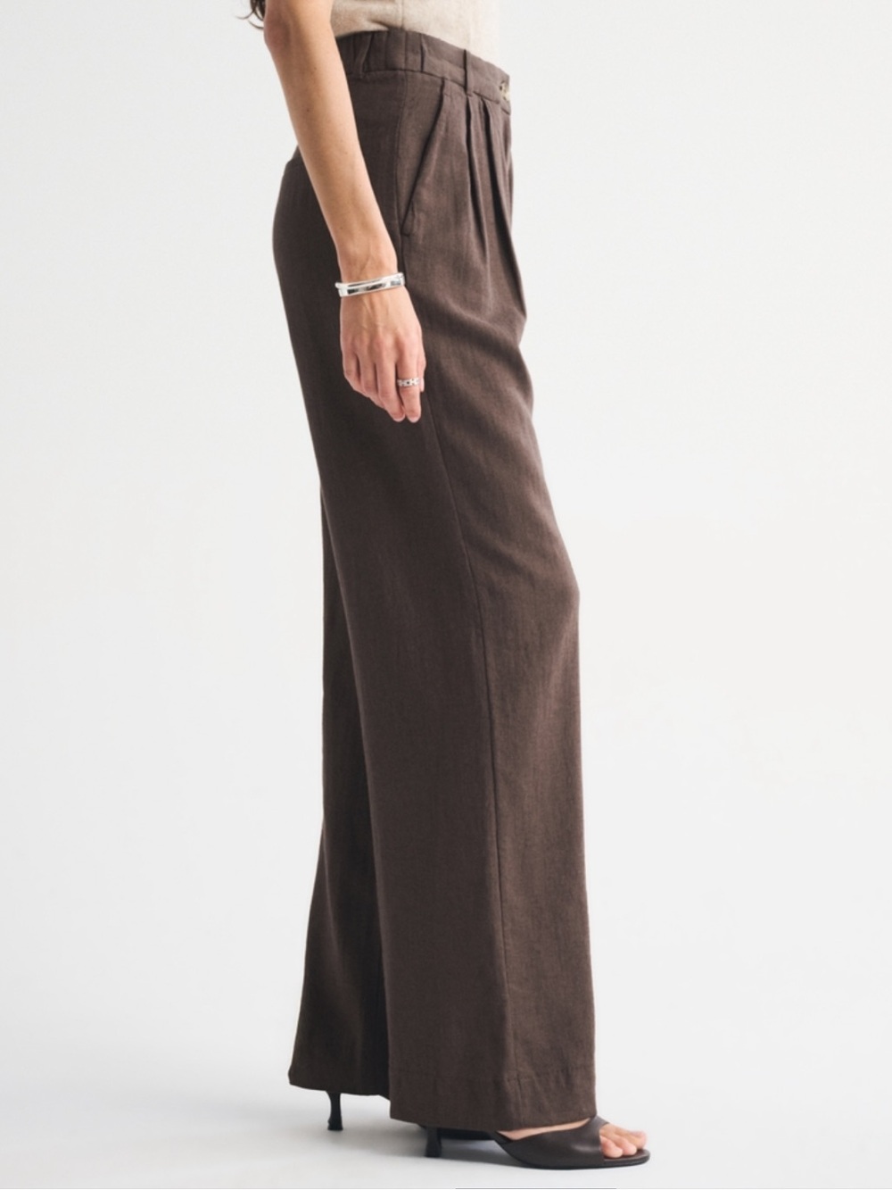 A&F Sloane Linen-Blend tailored Wide Leg Pant 25 Short - Inseam 27” - Picture 5 of 8